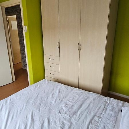 Cozy House In Weertアパートメント エクステリア 写真