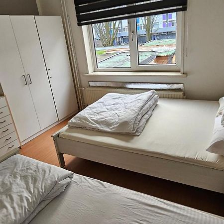 Cozy House In Weertアパートメント エクステリア 写真